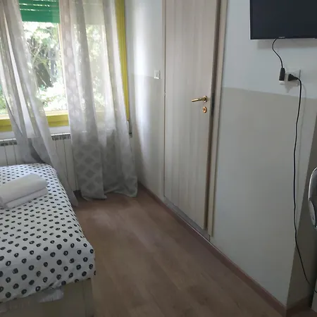 לינה וארוחת בוקר Ever