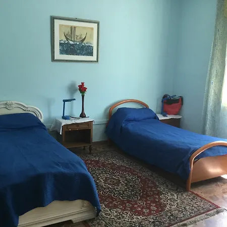 לינה וארוחת בוקר Ever